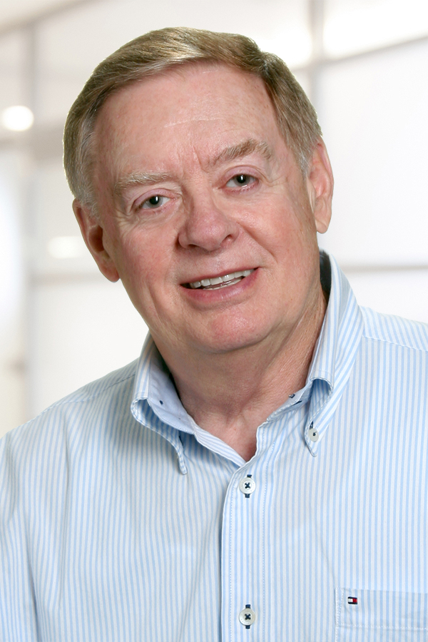 Portrait of Dick Kruger, Broker/REALTOR®.