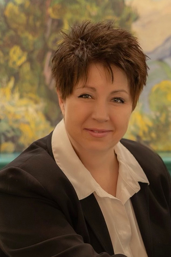 Portrait of Renee Clanin, REALTOR®.