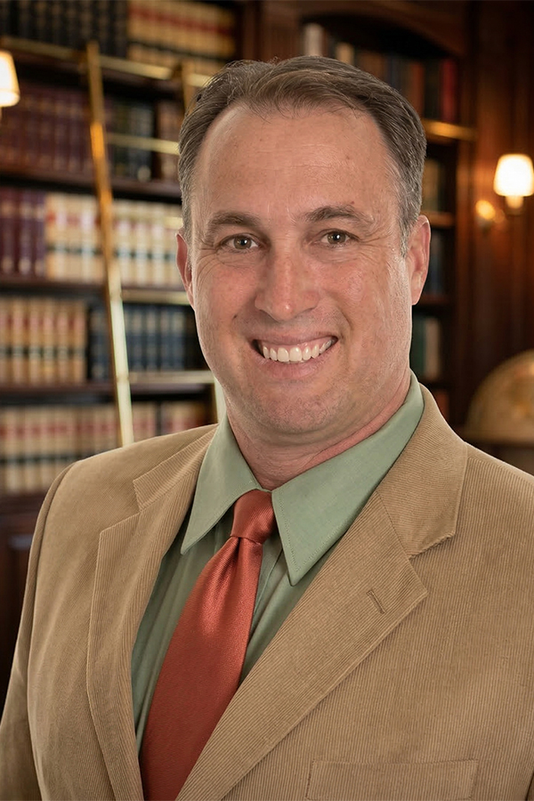 Portrait of Shawn Kurth, REALTOR®.